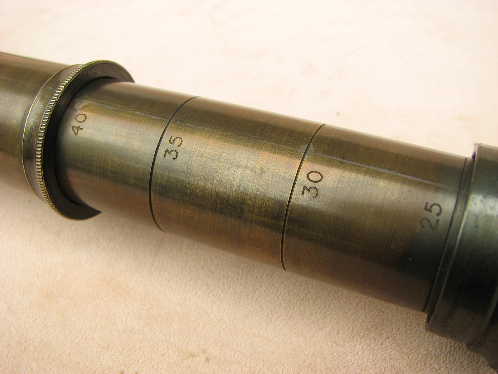 Impressive Dollond pancratic field telescope to 40x magnification